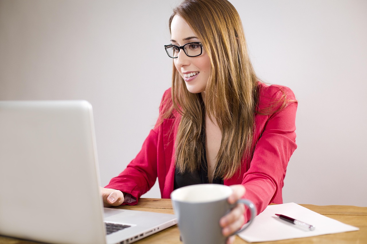 Company, business, worker — The Benefits of RXS Coin Kopen for Investors